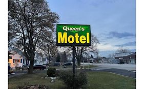 Queen'S Motel Blenheim Near Lake Erie On